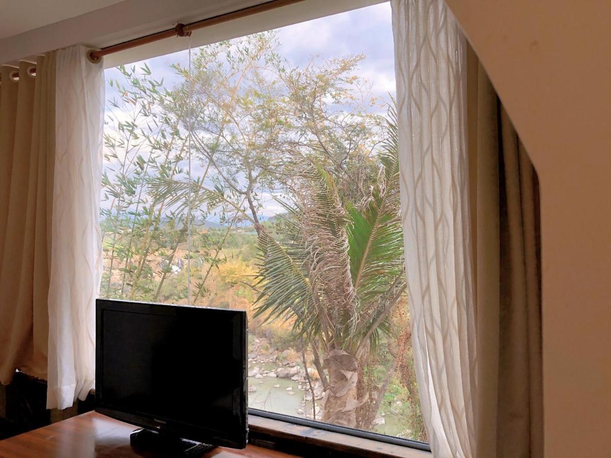 Thac Lien Khuong Hotel